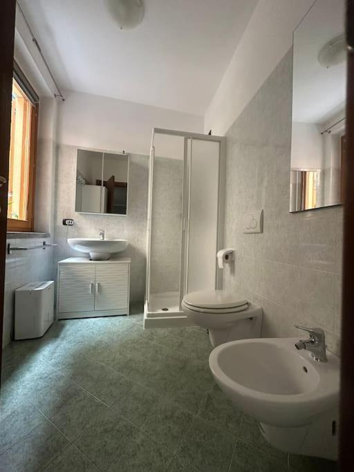 Appartamento A Luino Cavallotti25 Exterior foto